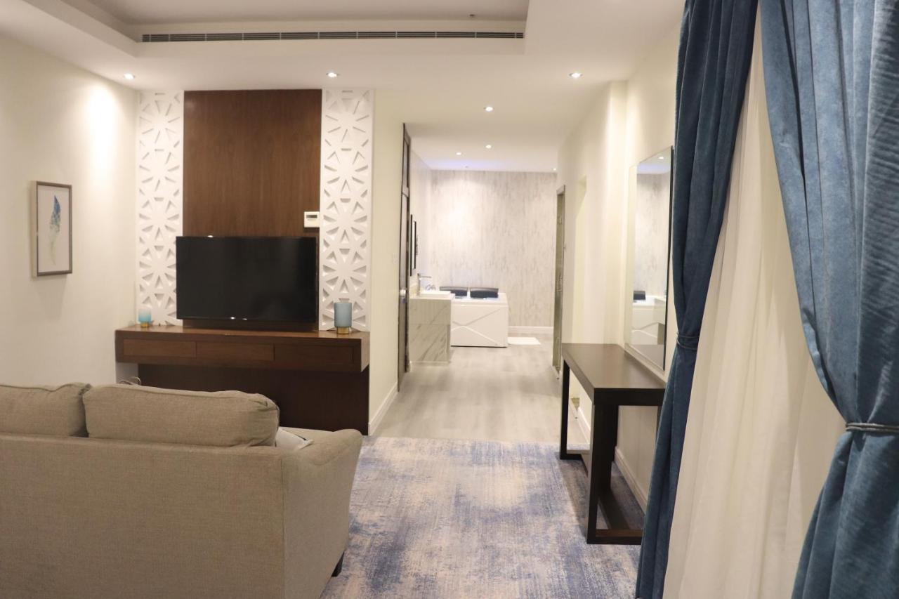 Thwary Hotel Suites Riyadh Eksteriør bilde