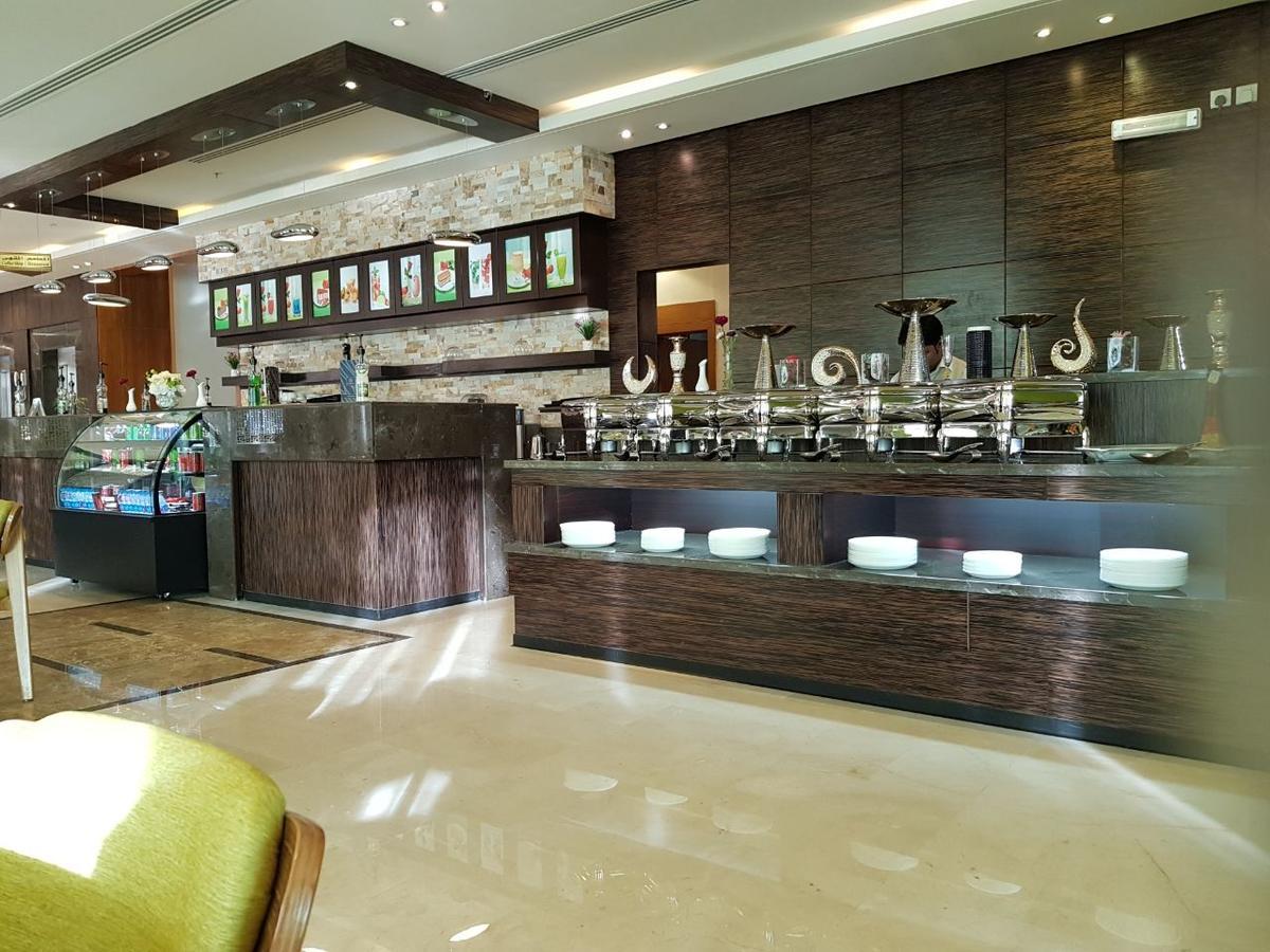 Thwary Hotel Suites Riyadh Eksteriør bilde