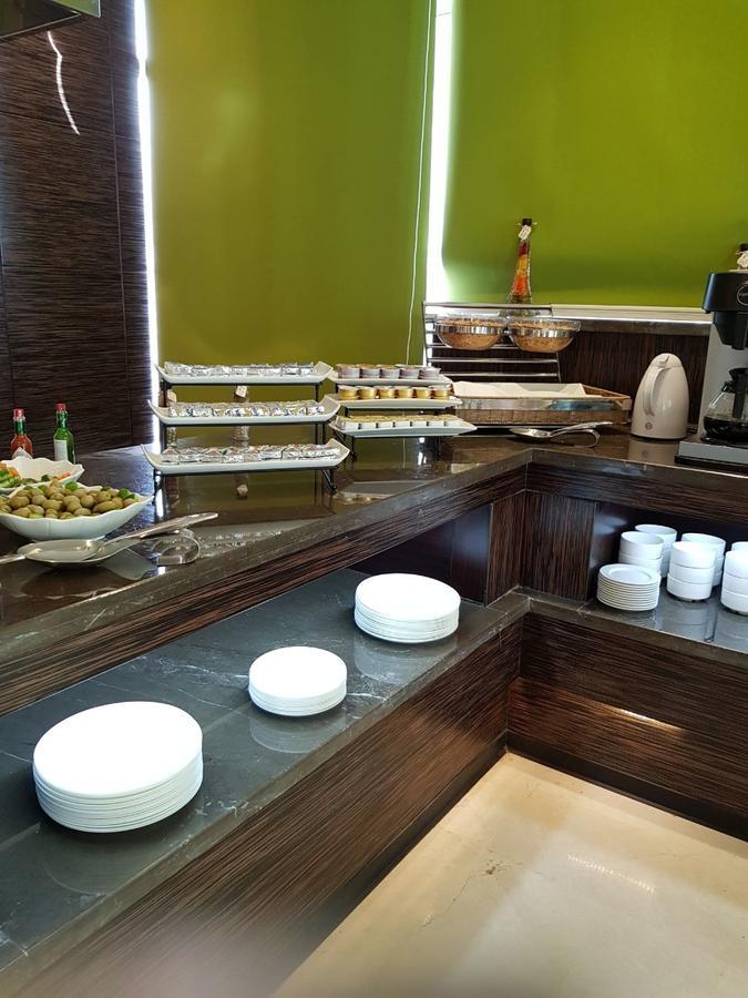 Thwary Hotel Suites Riyadh Eksteriør bilde