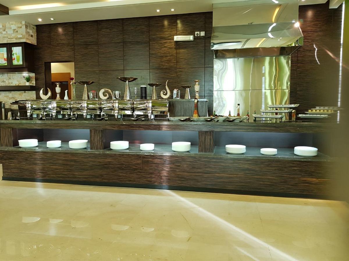 Thwary Hotel Suites Riyadh Eksteriør bilde