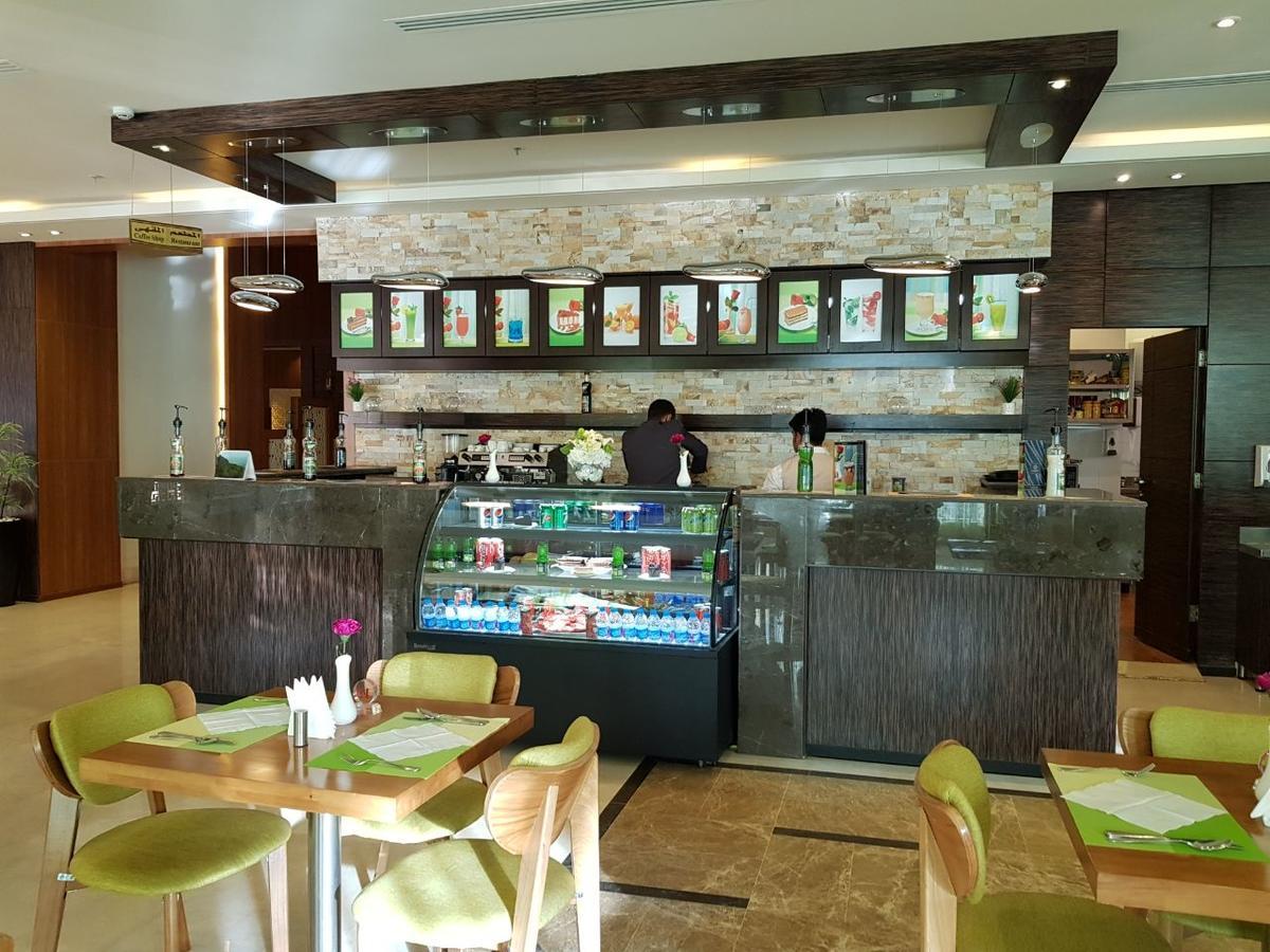 Thwary Hotel Suites Riyadh Eksteriør bilde